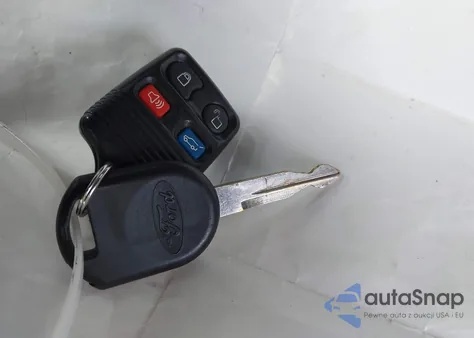 2006 Ford Mustang V6 from USA, damaged, VIN 1ZVFT80N665134516